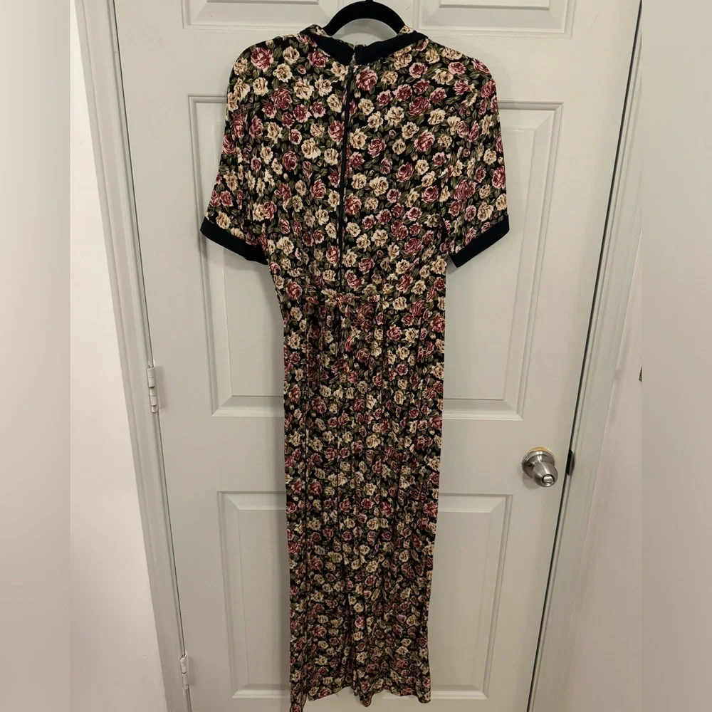 Short Sleeve Floral Jumpsuit Size 10